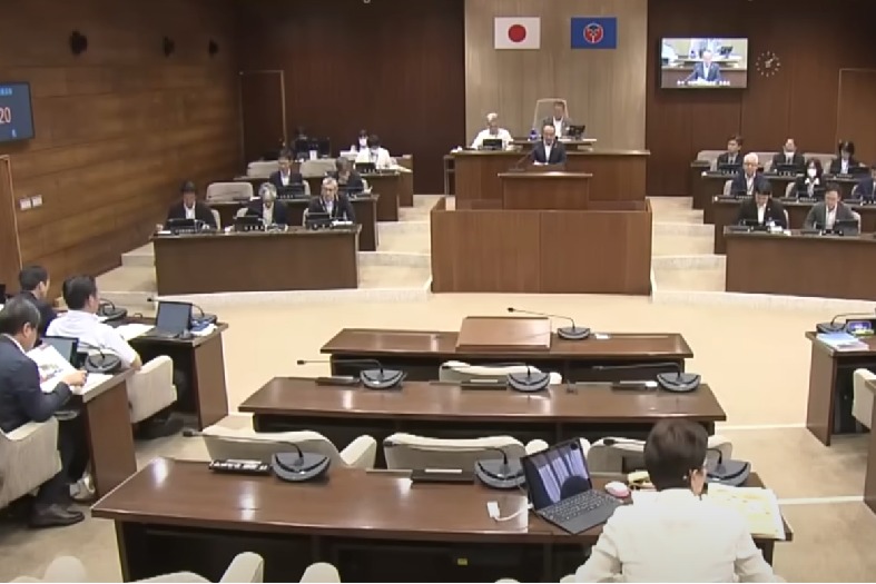 Japanese city passes ordinance capping daily screen time to two hours