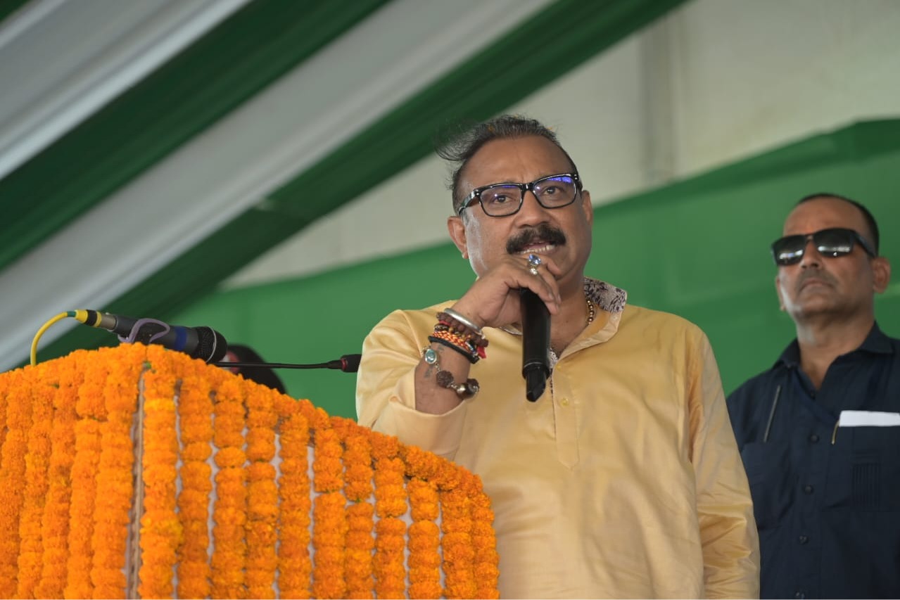 Bihar Minister sends Rs 100 crore defamation notice to Prashant Kishor