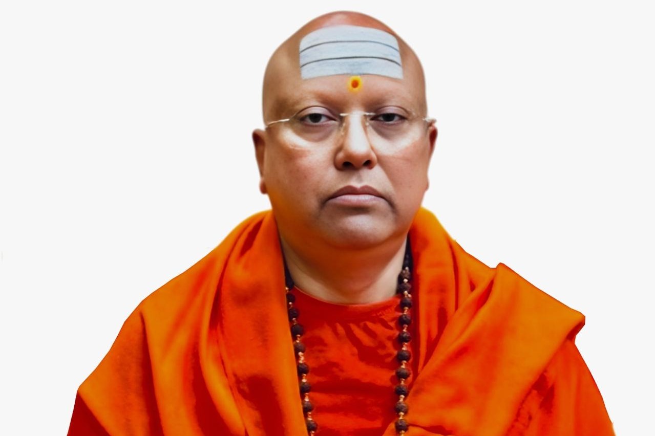 Delhi ashram director accused of molesting 17 women, used fake UN number plates