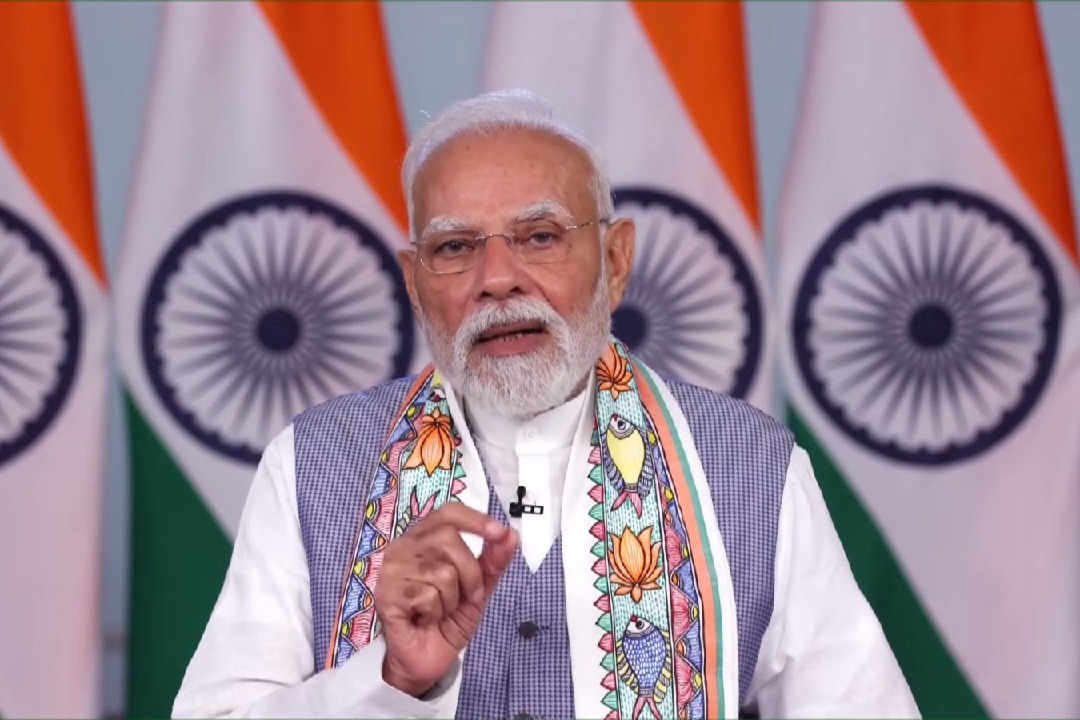 PM Modi launches Mahila Rojgar Yojana, transfers Rs 7,500 crore to 75 lakh women in Bihar