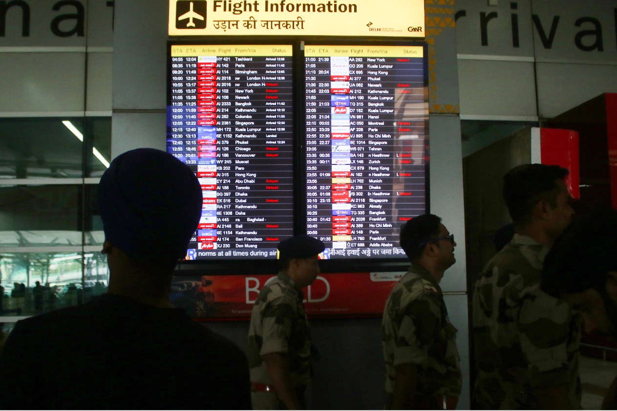 13-year-old girl flies solo to Delhi from Thiruvananthapuram; Kerala cops launch probe