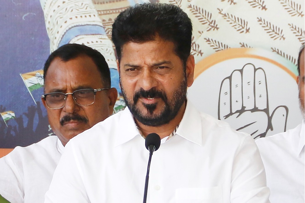 Telangana CM reviews situation as heavy rains lash some districts