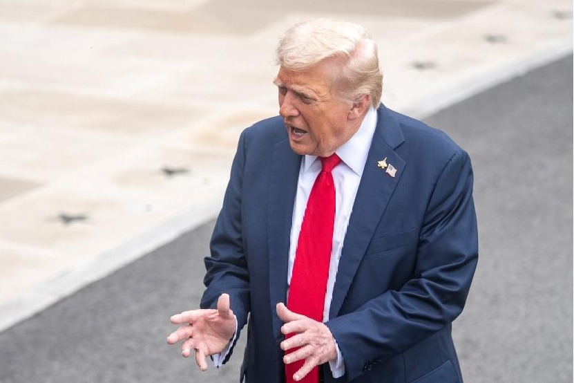 Trump discloses Israel\'s halt of bombing in Gaza, urges Hamas to move quickly