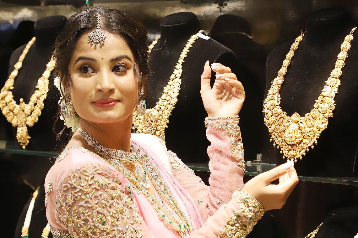 Gold hits record high above $3,900 as US shutdown sparks safe-haven demand