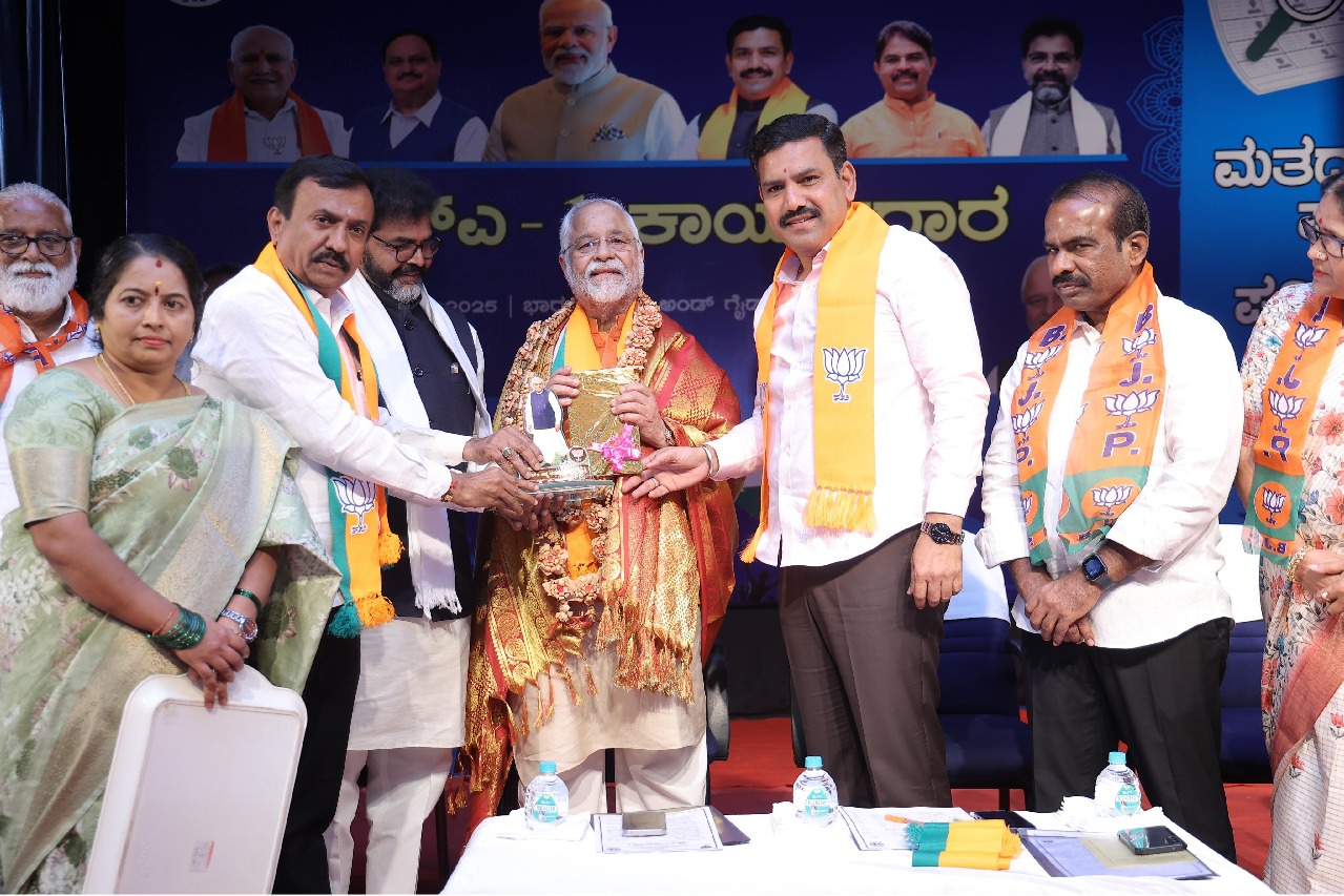 Karnataka BJP slams Siddaramaiah for his ‘separate religion for Lingayats’ remarks