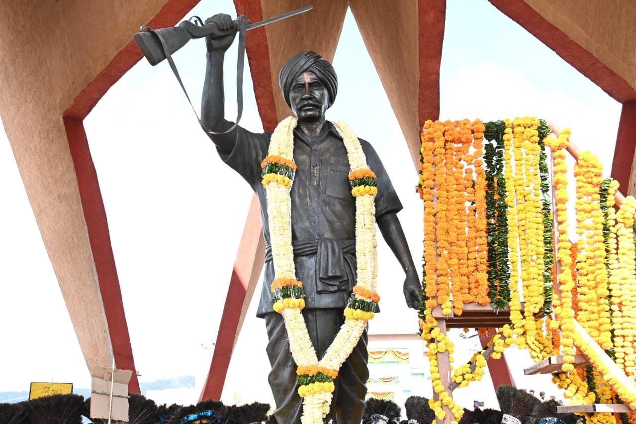 Tributes paid to tribal warrior Kumaram Bheem on death anniversary
