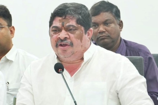 Telangana minister regrets 'inappropriate' remark about colleague