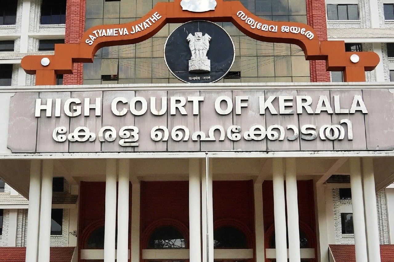 Kerala HC urges Bar Council to reserve seats for transgender students in law colleges