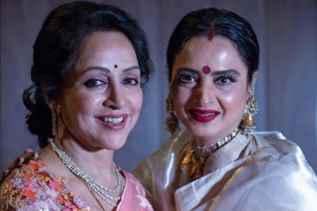 Hema Malini wishes 'timeless beauty' Rekha Happy Birthday: 'Our mothers were our driving forces'