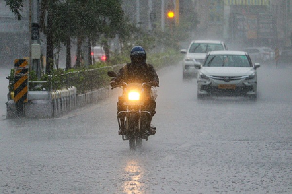 Chennai gears up for intense northeast monsoon, Mayor announces extra flood prevention measures