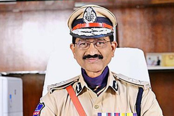 Telangana phone-tapping: SC asks ex-intelligence chief to share iCloud password with SIT