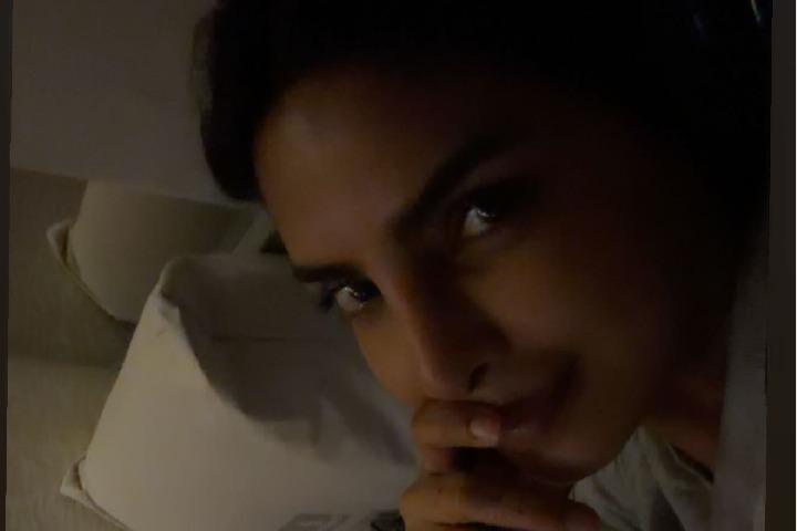 Priyanka Chopra covers New York, Delhi, London in just three days, calls the plane "her resident bedroom"