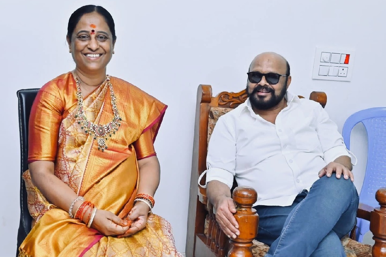 High-voltage drama at Telangana Minister's residence as police seek OSD's arrest