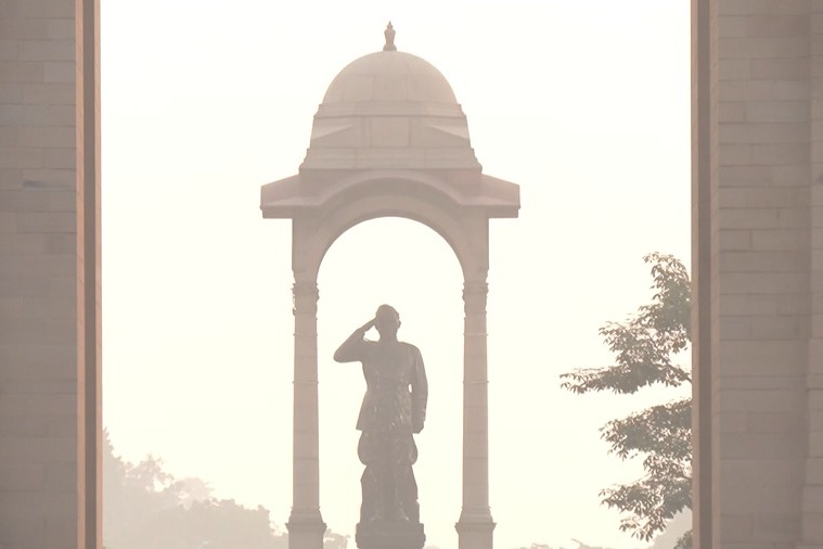 Ahead of Diwali air pollution returns to Delhi as AQI rises to 240