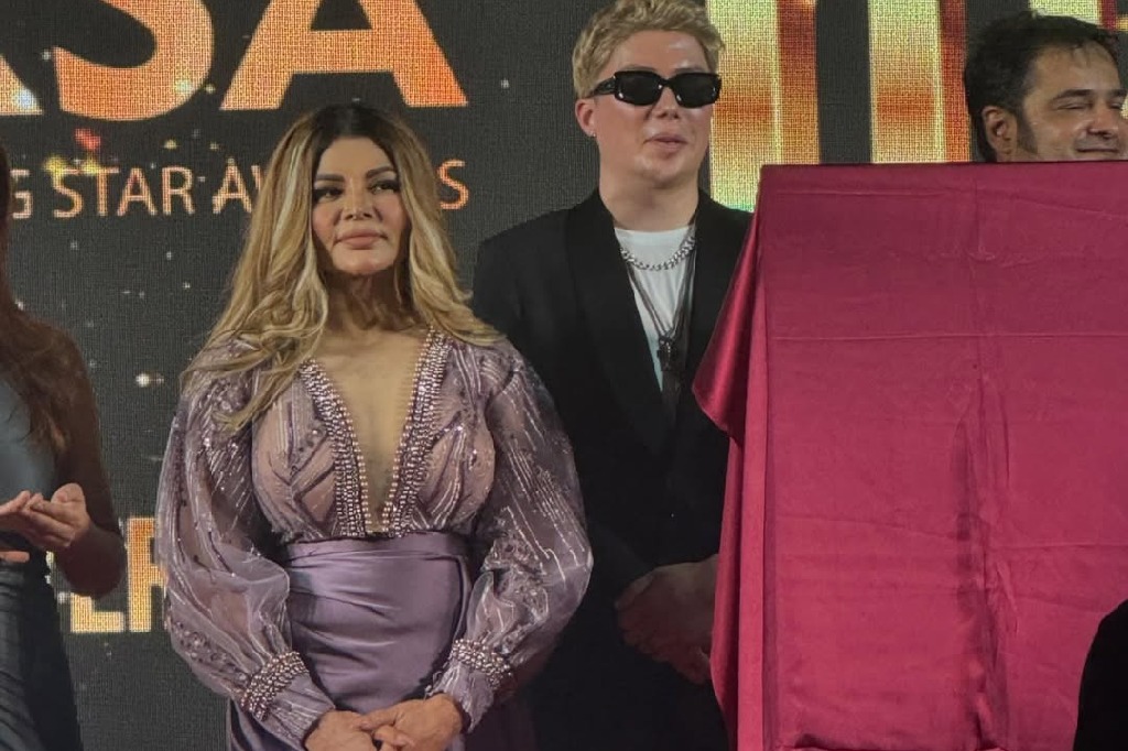 Rakhi Sawant opens up about receiving love and support from Shah Rukh Khan and Salman Khan