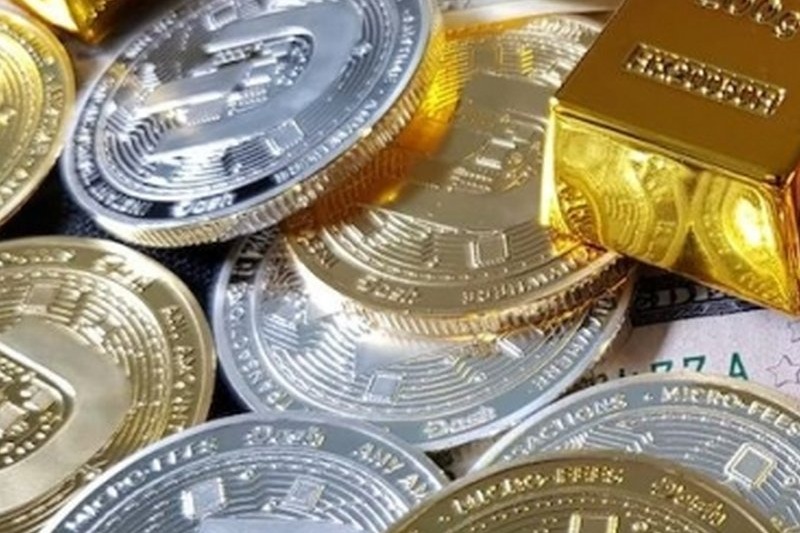 Gold, silver prices cool after record highs; jewellery sales jump 35–40 pc during Dhanteras