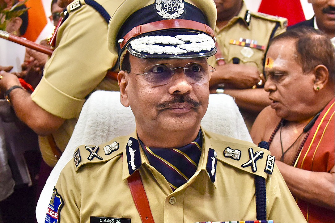 Telangana SHRC takes suo moto cognisance of encounter killing by police