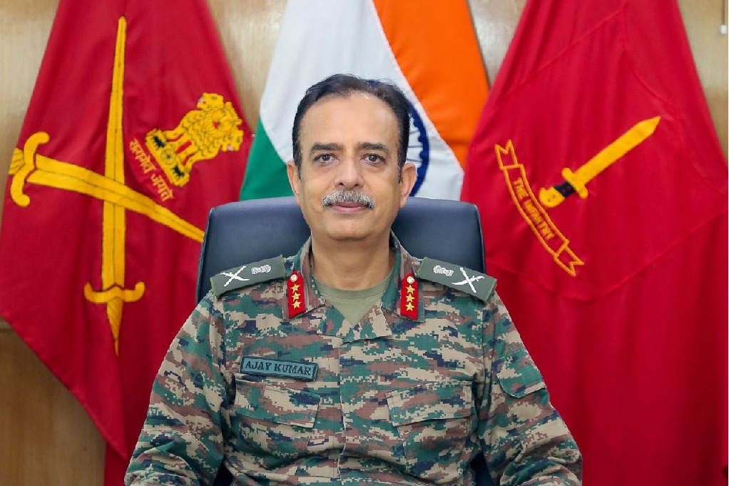 Rs 27,770 crore deal: Indian Army to induct 4.25 lakh CQB carbines in 2026 (Lead)