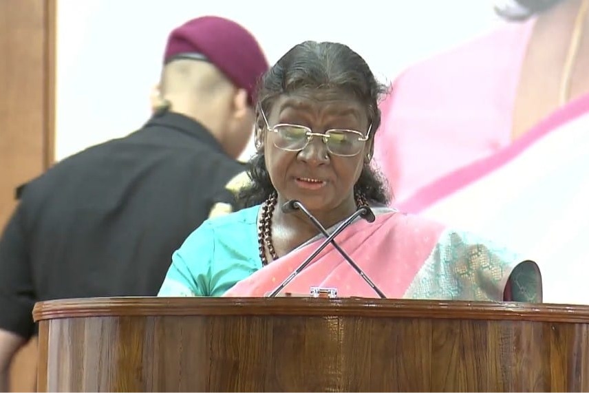 President Murmu unveils statue of KR Narayanan in Kerala, recalls his emphasis on education