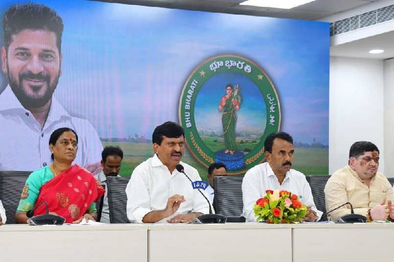 Telangana to issue ordinance to scrap two-child norm for local body polls