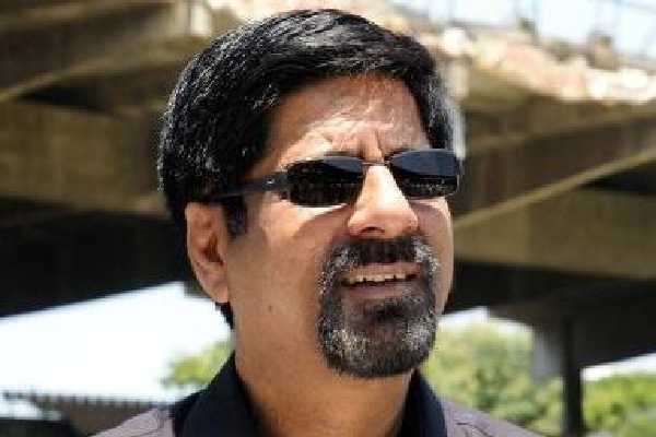 Former cricket captain Srikkanth makes maiden visit to Mahakaleshwar