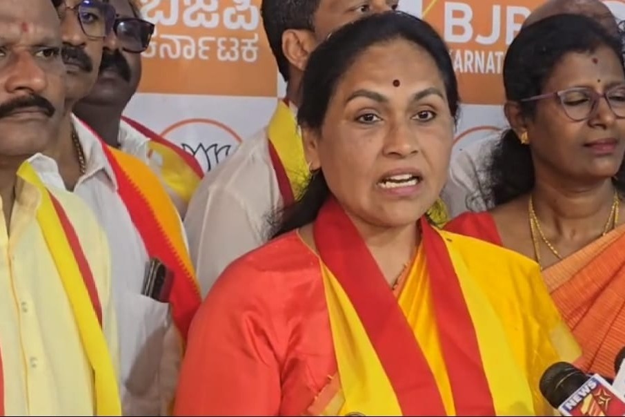 Kharge calling for RSS ban under pressure from Sonia, Rahul: MoS Shobha Karandlaje