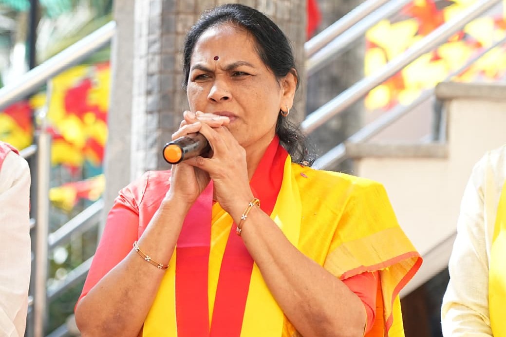 Those who settle in Karnataka must respect Kannada and locals: MoS Shobha Karandlaje