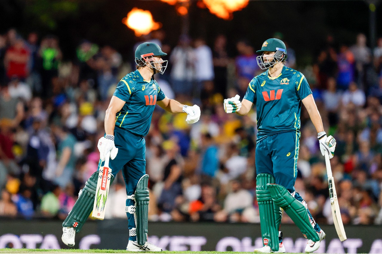 3rd T20I: David and Stoinis carry Australia to 186/6 against India