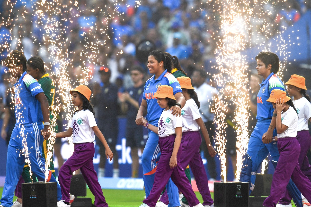 Women's World Cup: Jampacked DY Patil Stadium 'sold out' as India battle South Africa in final