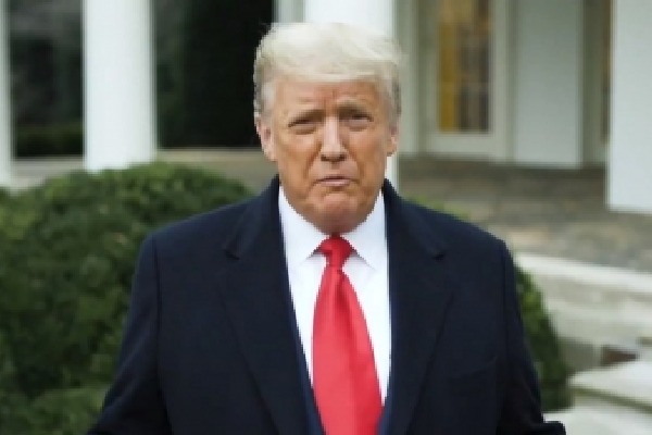 US Prez Trump praises Putin and Xi, calls them intelligent and strong leaders