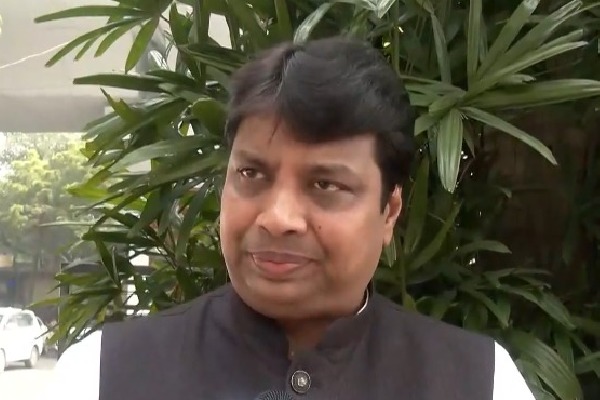 Situation clear, strong wave in favour of NDA, says BJP as first phase poll campaign ends in Bihar