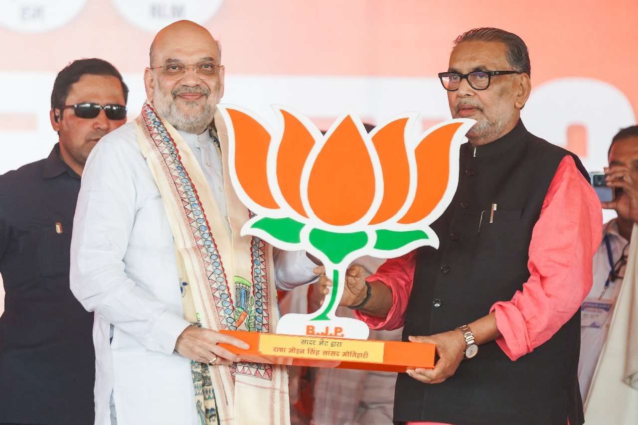 ‘Press EVM so hard that it echoes in Italy’: HM Amit Shah to Bihar voters
