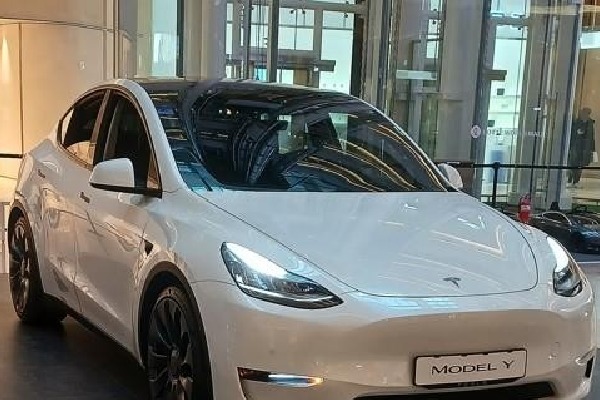 Imported car sales rise 13.2 pc in Oct in S. Korea on Tesla, German models