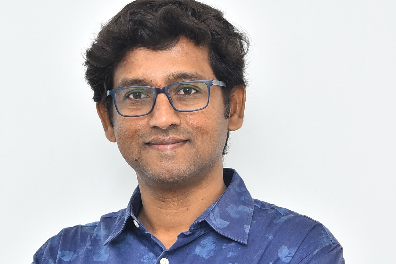 ఎంటర్‌టైన్‌మెంట్‌  ఎమోషన్‌తో పాటు మంచి మెసేజ్ ఉన్న సంతాన ప్రాప్తిరస్తు