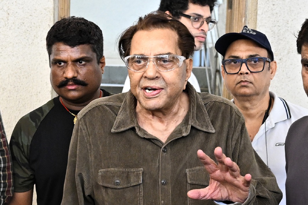 Dharmendra is stable, under observation, says Sunny Deol’s team