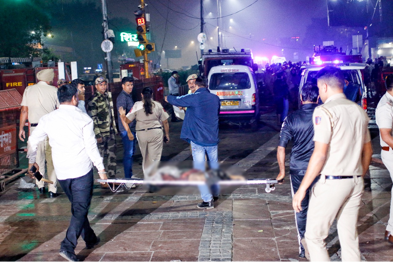 Delhi blast: President Murmu extends heartfelt condolences to victims, prays for the injured