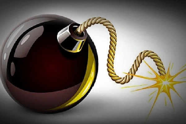 Air India Express Mumbai-Varanasi flight lands safely after bomb threat