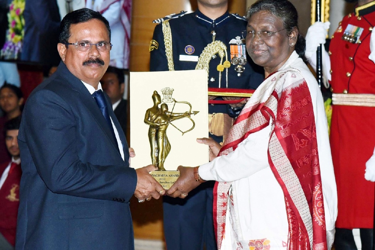 Once the guiding force behind Rohit Sharma, coach Dinesh Lad seeks support to keep his cricket academy alive