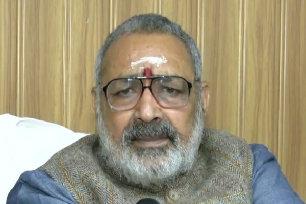 Victory in Bihar, now it’s Bengal's turn: Giriraj Singh on early trends