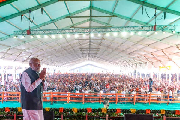 PM Modi's rallies impact Bihar election outcome as NDA races ahead, Mahagathbandhan trails badly