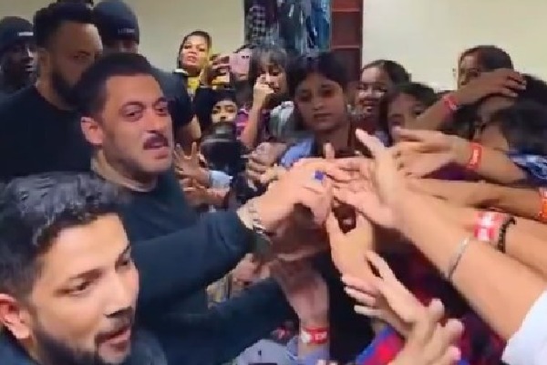 Salman Khan celebrates Children’s Day amidst his little admirers