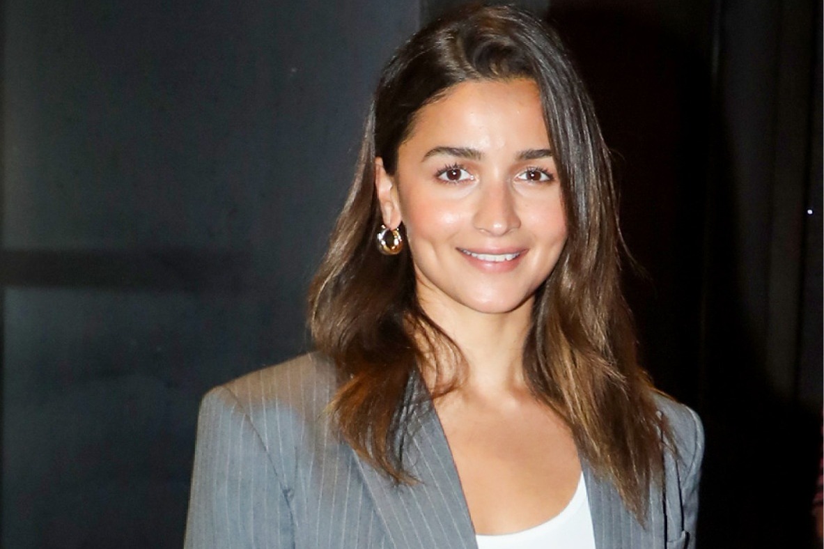 Alia Bhatt says she’s going to miss all the fun as the Kapoor family unites for ‘Dining with the Kapoors’