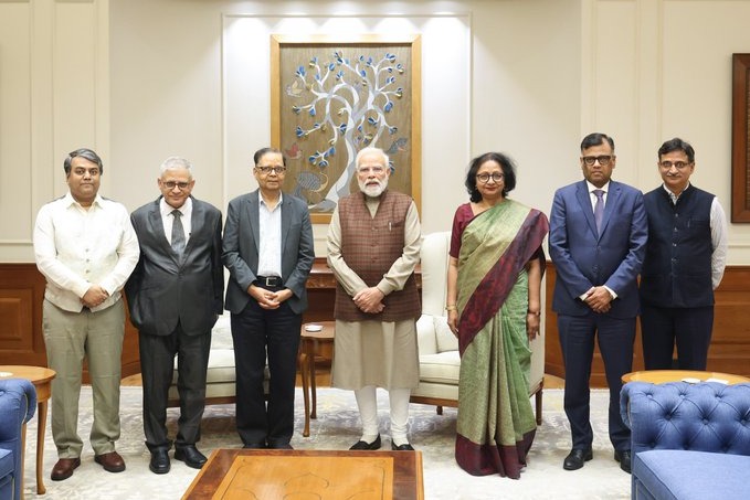 Prime Minister Modi meets 16th Finance Commission's delegation