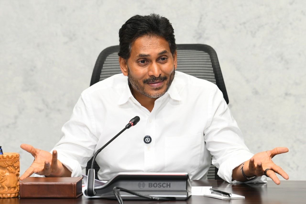 Ex-Andhra CM Jagan appears before CBI court in disproportionate assets case