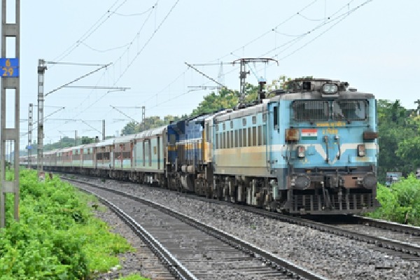 Guru Tegh Bahadur martyrdom: Special trains to ply from Patna, Delhi to Anandpur Sahib