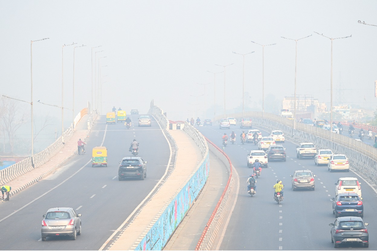Delhi-NCR air quality remains ‘very poor’ raising health concerns
