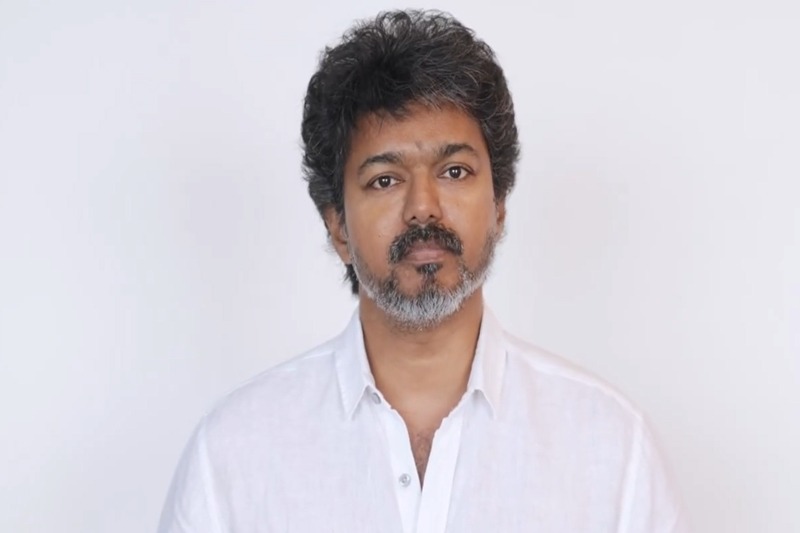 After resigning as MLA, Sengottaiyan meets Vijay; signals strong move towards TVK