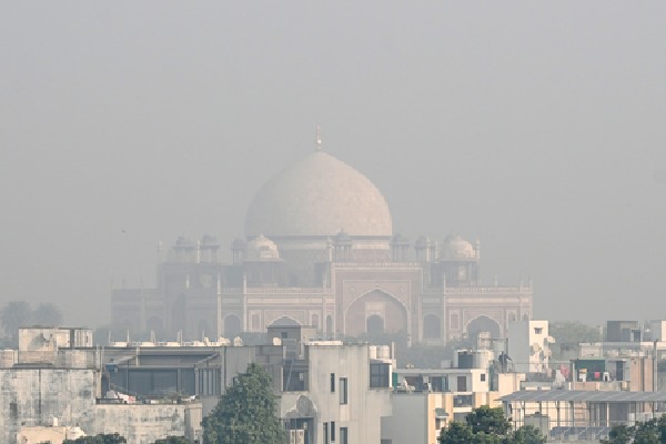 Delhi-NCR struggles with pollution as AQI slips into ‘poor’ category