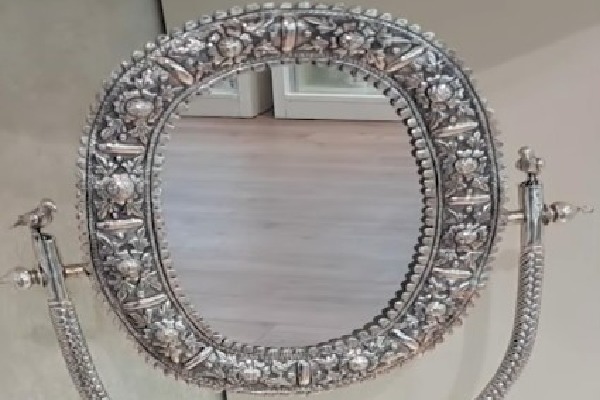 'Vocal for Local': Gifted 'Swadeshi' things to world leaders during G-20 Summit, says PM Modi