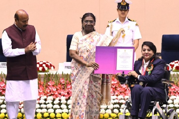 President Murmu presents national awards for empowerment of persons with disabilities